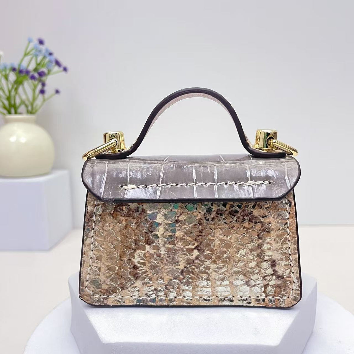Cloud Style Turn Lock Design Mini Bag CD-N10504