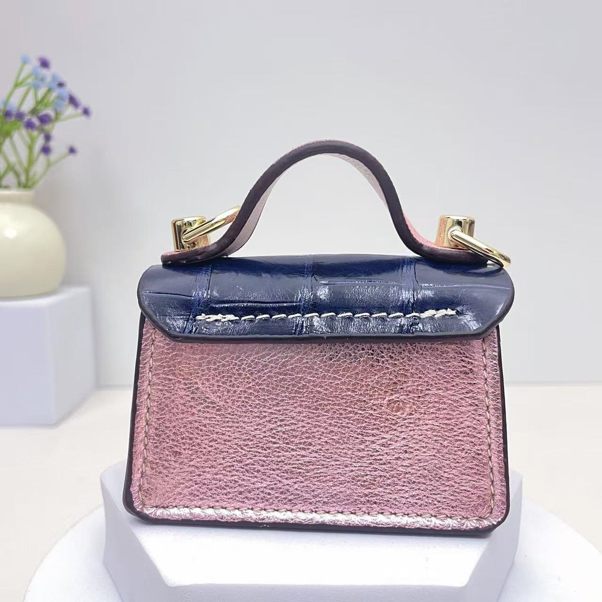 Cloud Style Turn Lock Design Mini Bag CD-N10502
