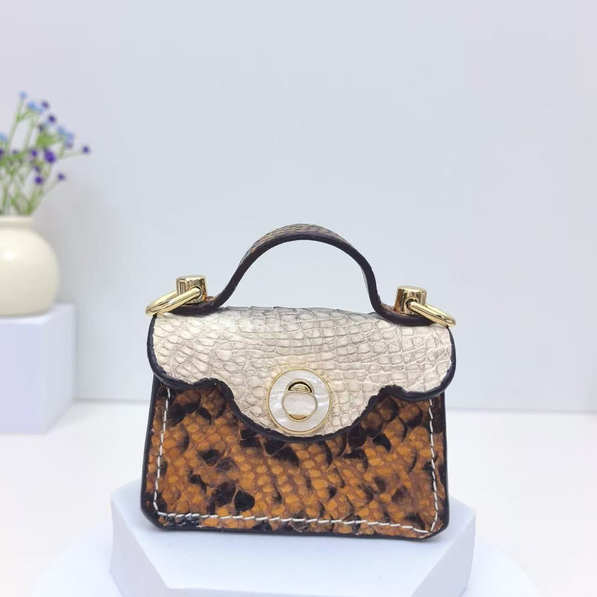 Cloud Style Turn Lock Design Mini Bag CD-N92401