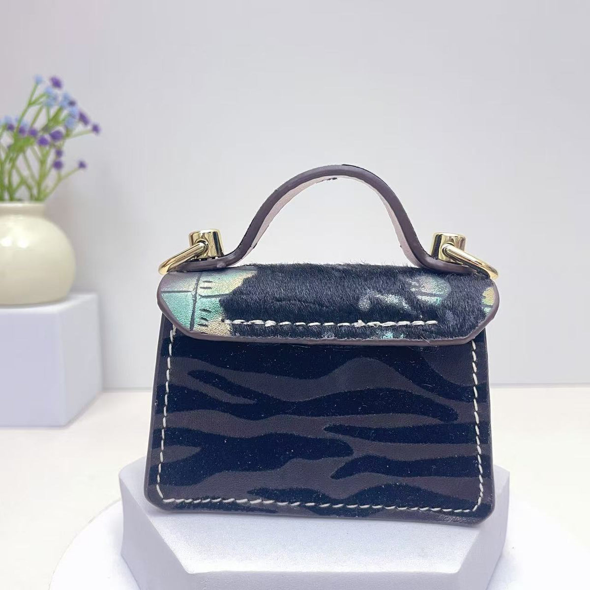 Cloud Style Turn Lock Design Mini Bag CD-N10501