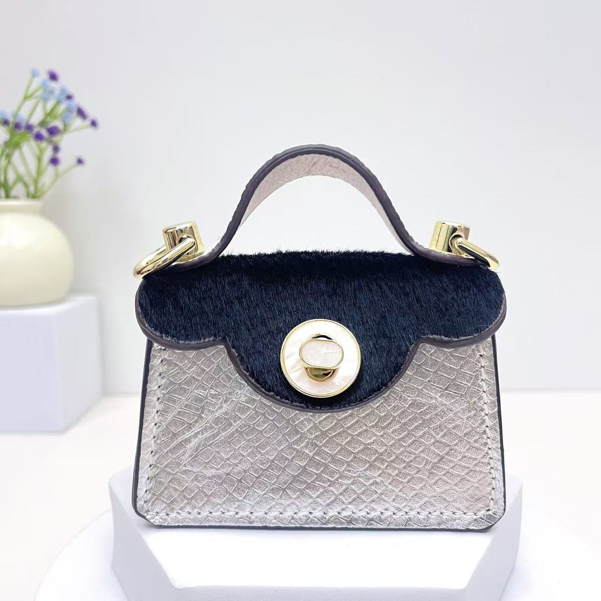 Cloud Style Turn Lock Design Mini Bag CD-N10503