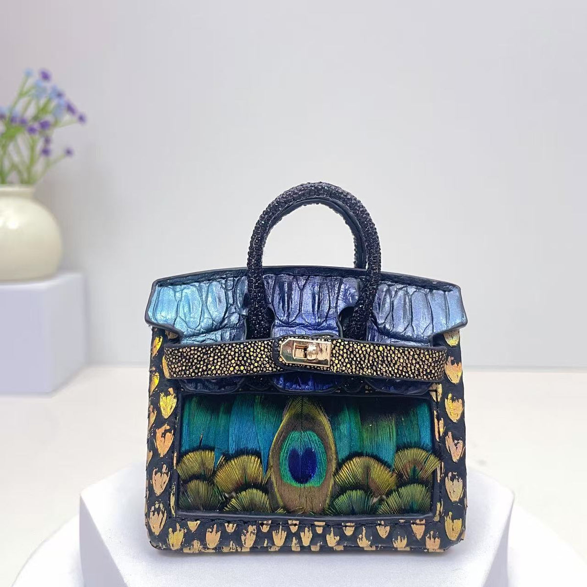 Exquisite Handcrafted Mini Bag FF-KQM 10504